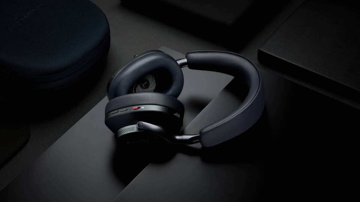 The ultimate buyers guide to headphones in 2023 blog featured 1200x675 1