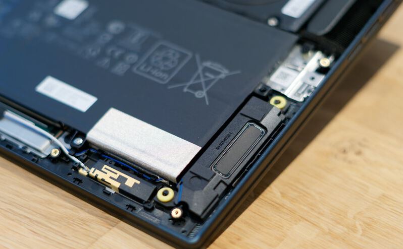 ASUS Zenbook 14 OLED (13)