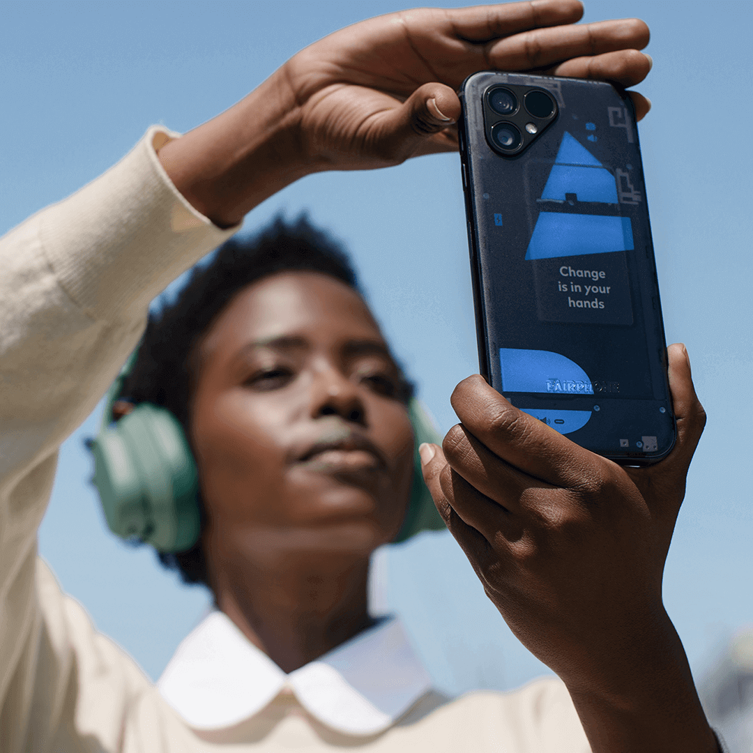Fairphone 5 (b) Fairphone 5 (b)