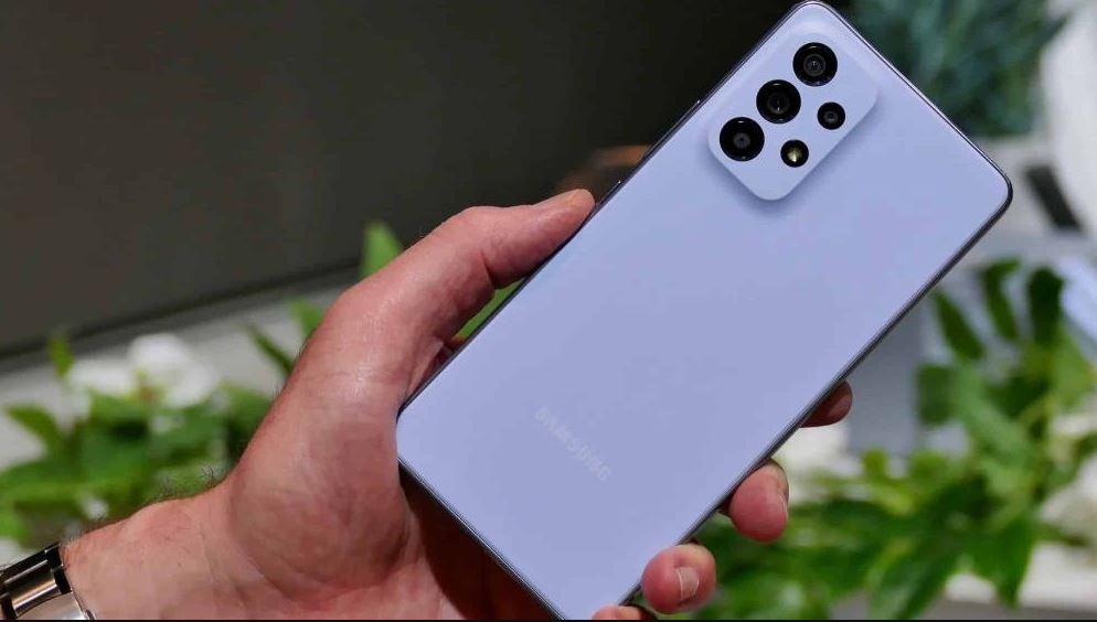 Samsung Updates Galaxy A53 with February Security Patch (1) Samsung Updates Galaxy A53 with February Security Patch (1)