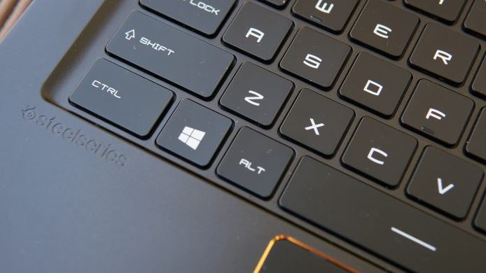 MSIGS65 Stealth Review Touchpad and Keyboard (2)