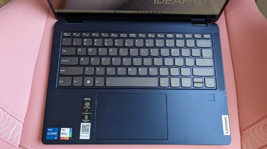 Review of Lenovo Flex 5 (6)