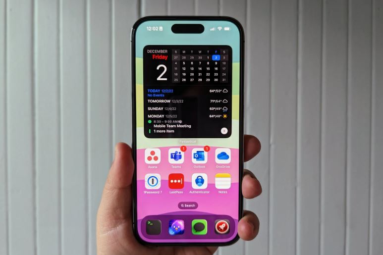 The Screen of the iPhone 17