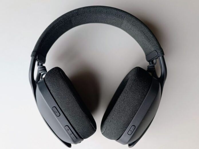 Logitech Zone Vibe 100 Wireless Headphones Review (1)