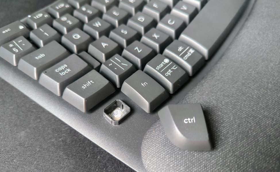 Review of Logitech Wave Keys for Business Ergonomic Keyboard (16)