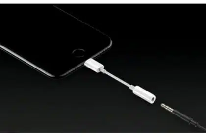 Apple May Retire Its ‘Courageous’ Lightning to Headphone Jack Adapter