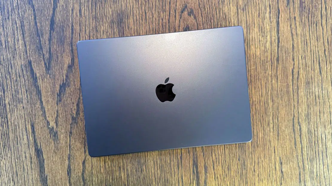 Apple MacBook Pro M4