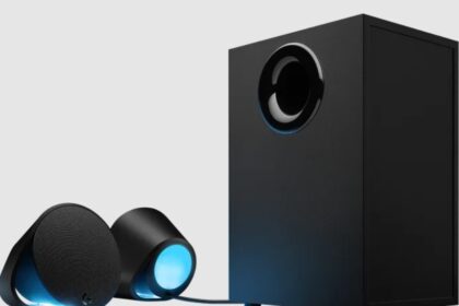 Logitech G560