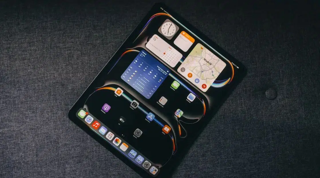 Leaked foldable ipad