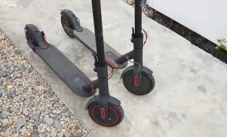 Xiaomi Mi M365 vs Xiaomi M365 Pro