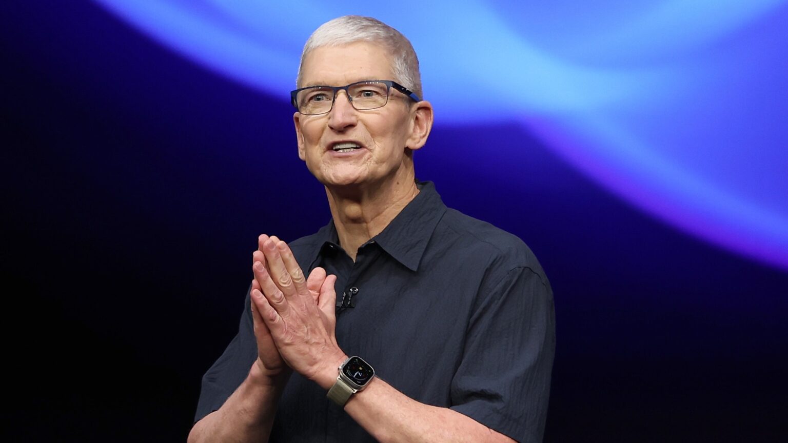 Apple Awe Dropping