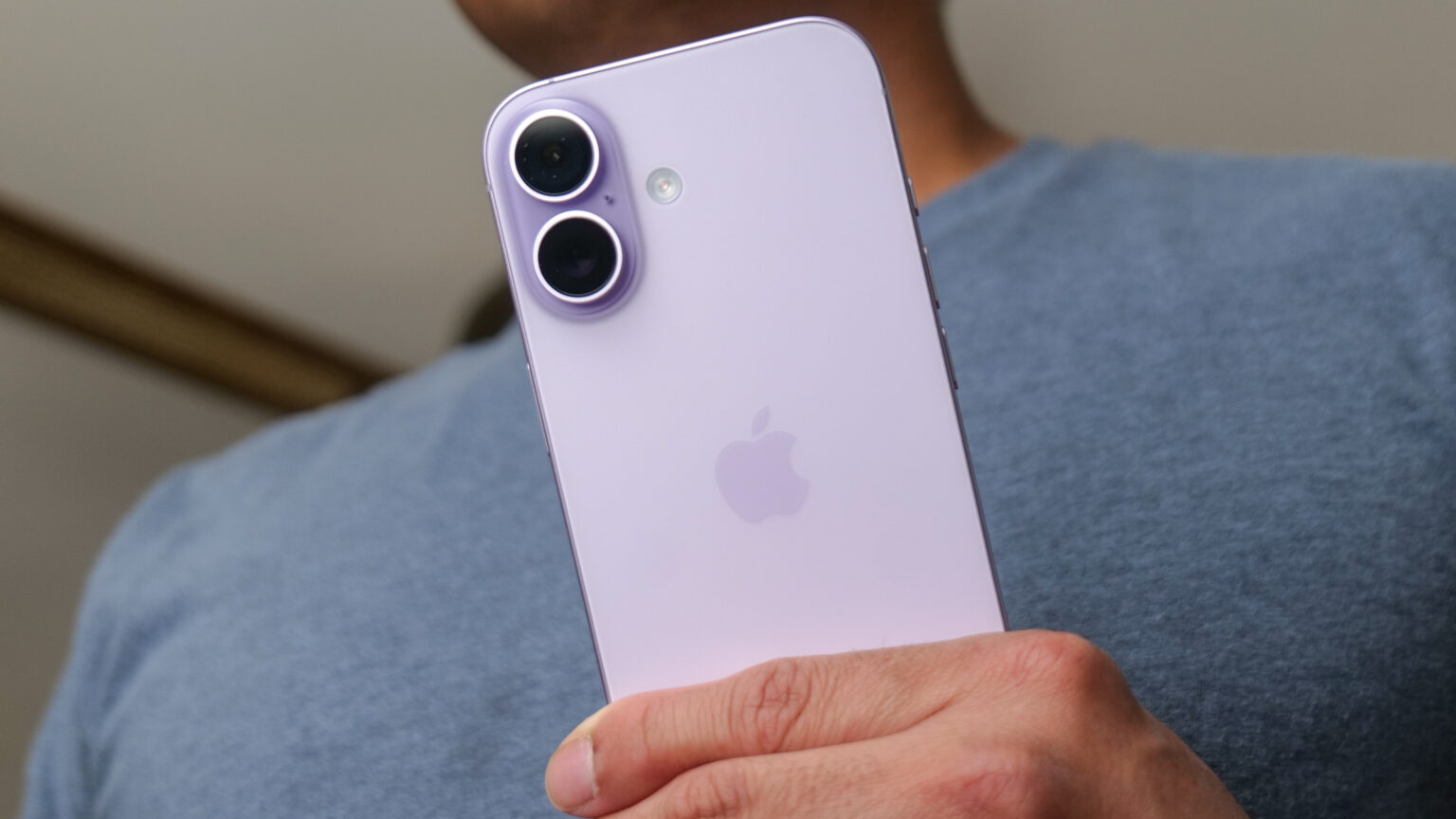 iPhone 17