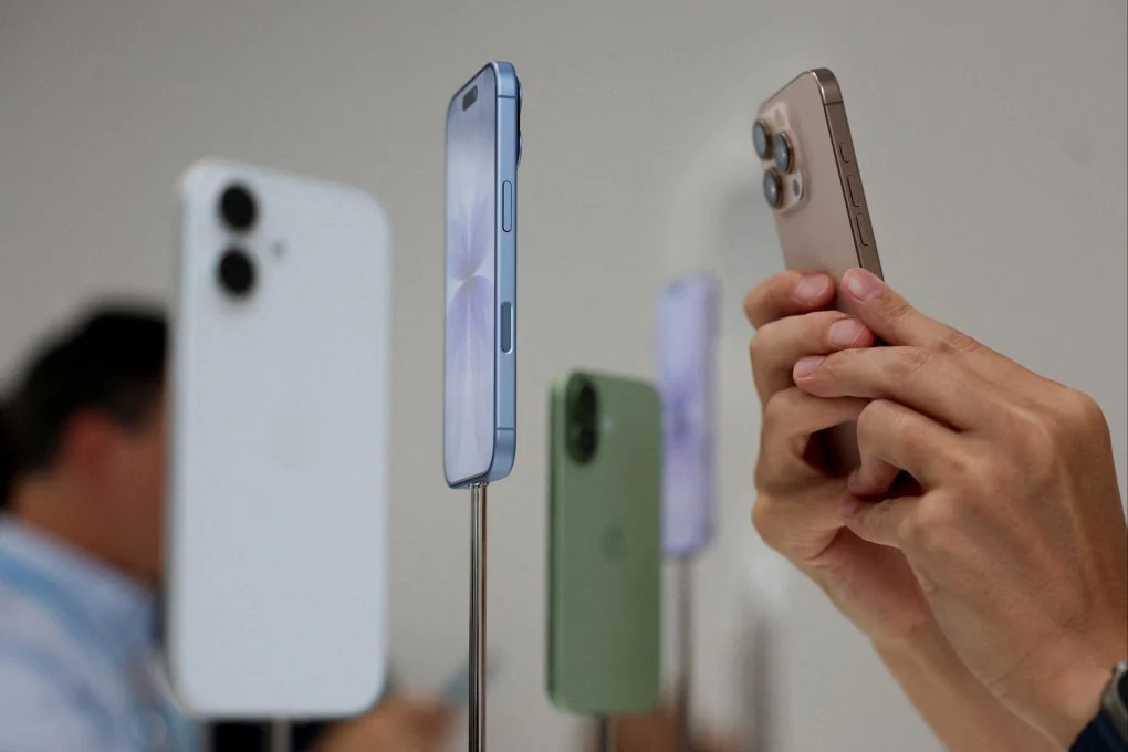 iPhone 17