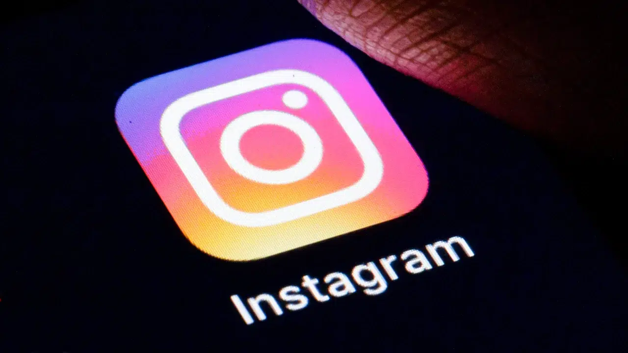 Instagram Tests an Escape Button