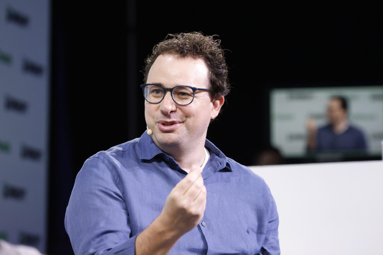 Anthropic CEO Blasts Nvidia H200