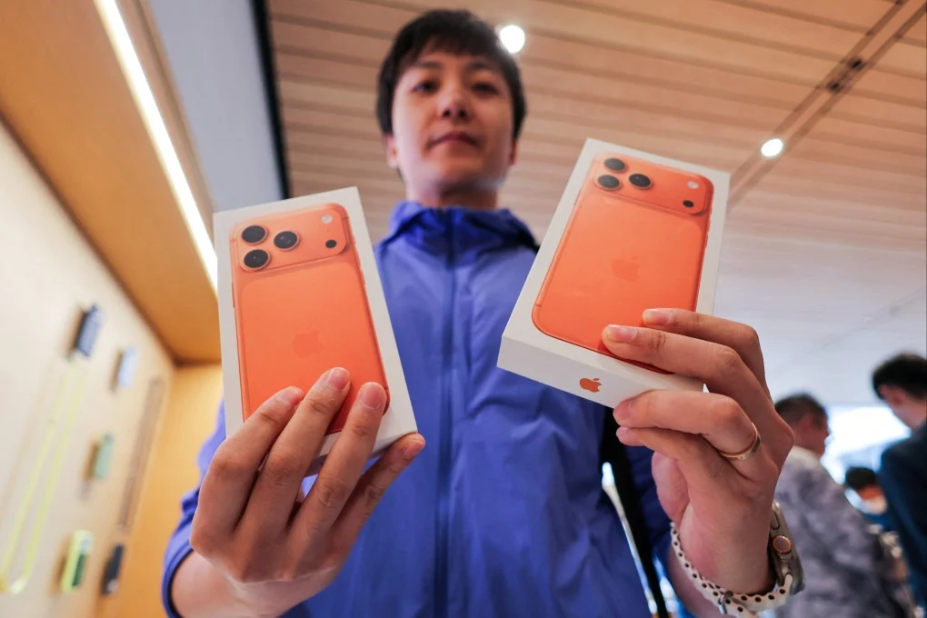 iPhone 17