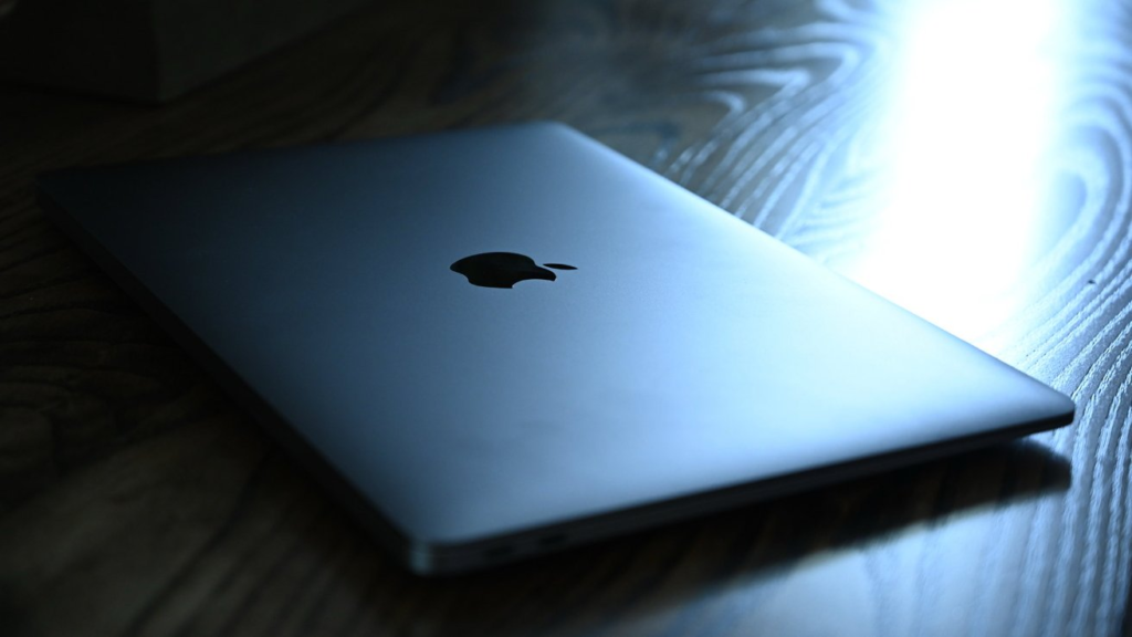MacBook and iPhone 17e